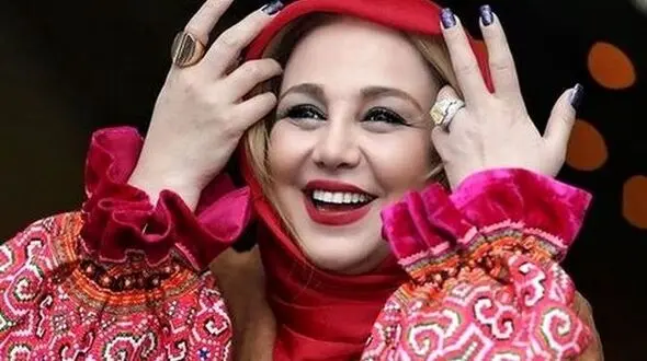 عکس پوشش عجیب بهنوش بختیاری در استرالیا ! / خانم بازیگر شیک تر از خارجی ها !