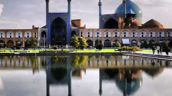 آتش سوزی بزرگ در میدان امام اصفهان 