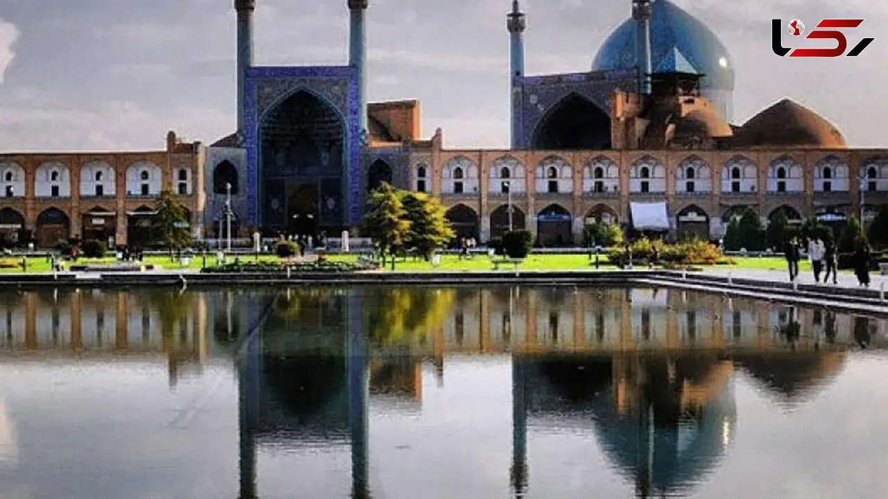 آتش سوزی بزرگ در میدان امام اصفهان 