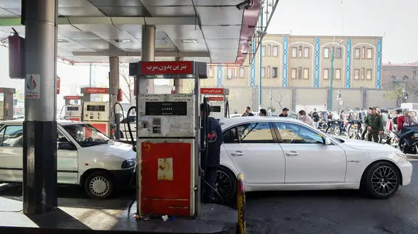 جزئیات سوخت گیری جدید با کارت سوخت شخصی / خرید و فروش کارت سوخت با نرخ‌ های بالا صحت ندارد