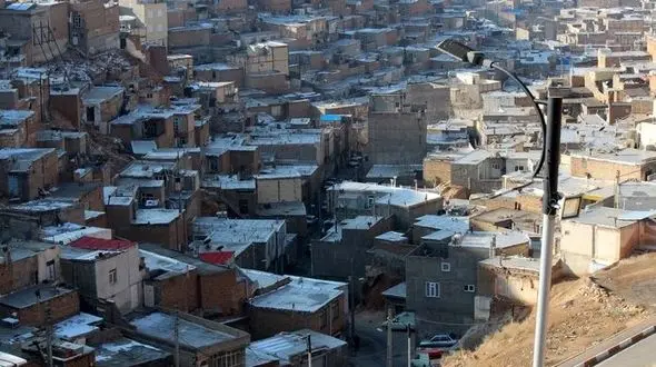 حاشیه نشینی در دو سال 6 برابر شد /سه برابر شدن آمار کارتن خوابی نسبت به سال گذشته / نیاز فوری به تحول اقتصادی