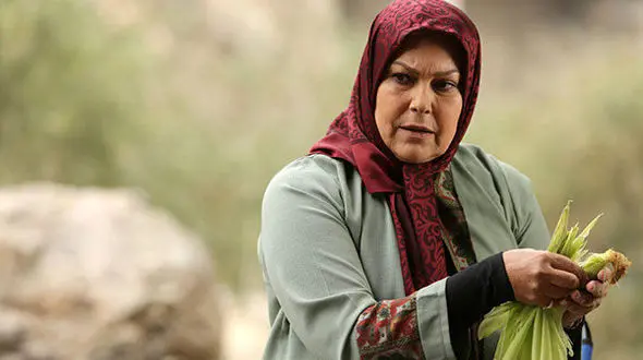 مهرانه مهین ترابی: از طراحی لباسم در سریال آنام اصلا راضی نبودم