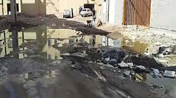آب گرفتگی و ویرانی معابر مسکن مهر آبادان + فیلم