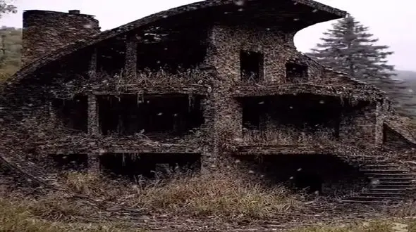 معماری خلاقانه؛ خونه داغون شده بود ولی بازسازی کردن زمین تا آسمون فرق کرد