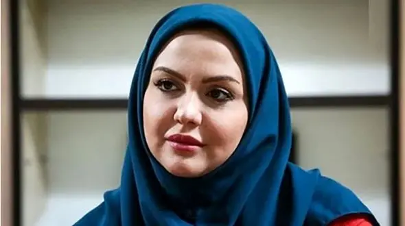 خانم مجری صداوسیما کشف حجاب کرد / نیلوفر امینی خواننده هم شد!