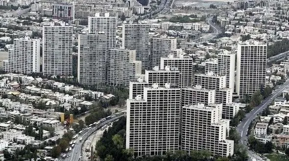 سقوط مرگبار پسر جوان از طبقه 18 یک برج در شمال تهران / برادر و یک دختر مست در خانه بودند!