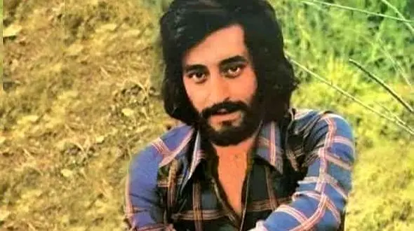 عکس سفر در زمان /  «ابی» در 70 سالگی و در حال گفتگو با فرامرز اصلانی /  سال 98