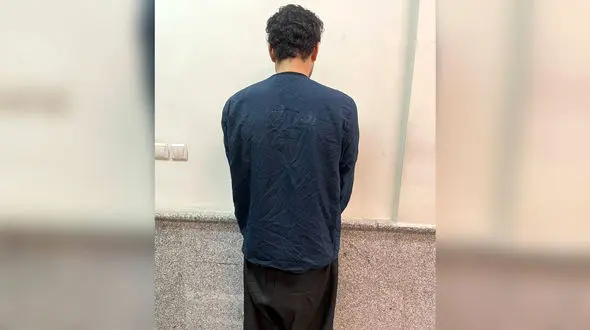 قتل هولناک زن آبادانی به دست شوهرش / دختر کوچولو شاهد هل دادن مادرش به پایین پله ها بود