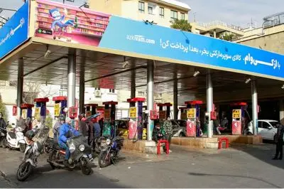سوزاندن سهمیه‌ های قدیمی بنزین / وزارت نفت شفاف سازی کند