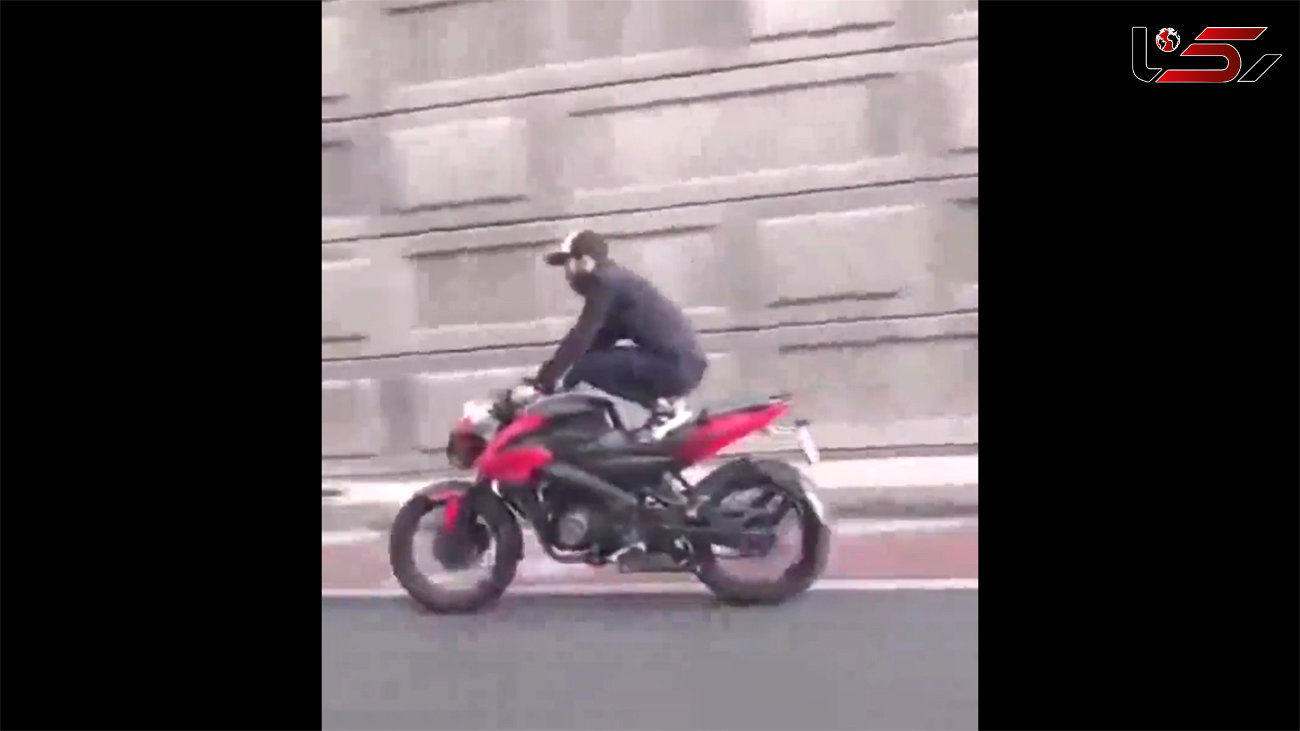 ببینید / حرکات جنون‌ آمیز یک موتورسوار در اتوبان امام علی(ع)! + فیلم 