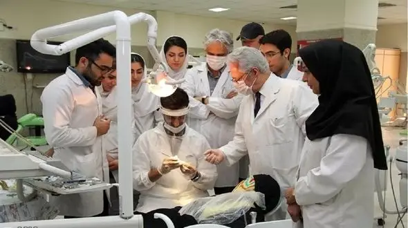 علت کاهش ۷.۴ درصدی ظرفیت آزمون تخصص پزشکی / وزارت بهداشت توضیح داد + فیلم 