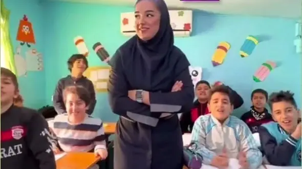 خانم معلم گنگستر شهر آمل در اوج خوشبختی ! / هوش از سرتان می پرد !