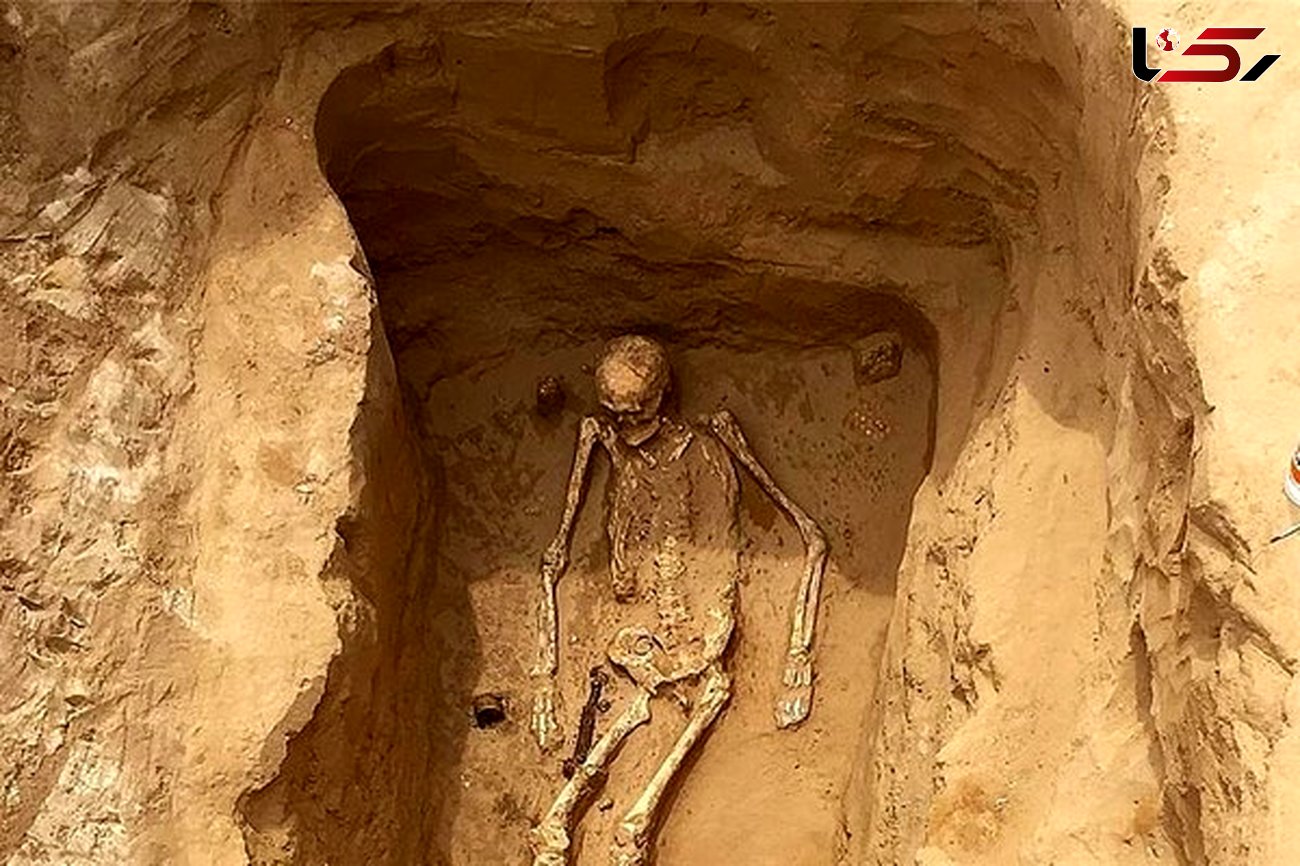 کشف بقایای اسکلت یک زن / او همراه جواهراتش پیدا شد+ تصاویر
