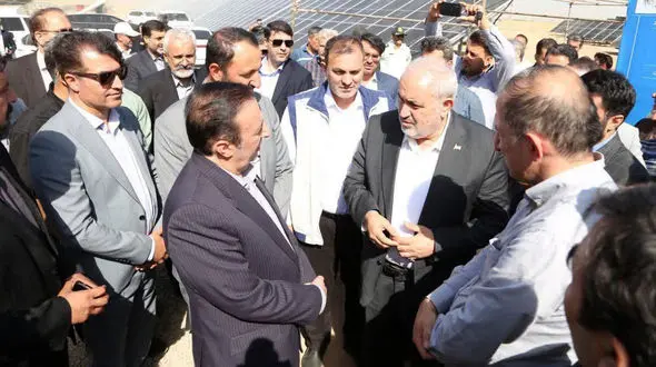 هر هفته بیش از 100 مگاوات نیروگاه خورشیدی در کشور افتتاح می‌شود