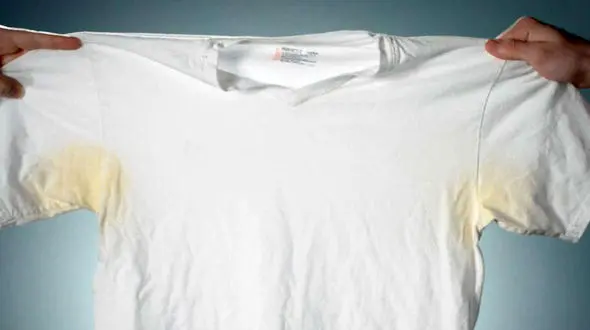 روش از بین بردن لک عرق و مام زیر بغل لباس ها