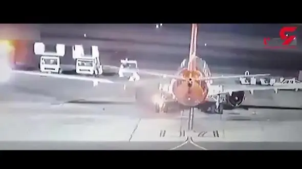 فیلم لحظه آتش گرفتن  هواپیما  / اوکراین