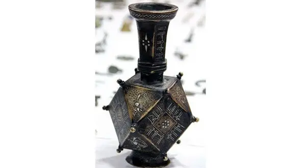  کشف یک گنج  هزار ساله در زانتیای مشکی + عکس