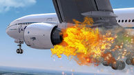 ببینید / اولین تصاویر از لحظه آتش گرفتن موتور هواپیمای مسافربری آمریکایی؛ وحشت و ترس مسافرین