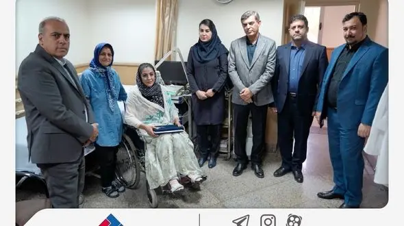 عیادت مدیران بیمه ملت از نماینده سانحه‌دیده شرکت