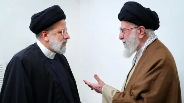 رهبر معظم انقلاب: شهیدرئیسی با یه جایی اختلاف داشت بهش گفتم اصلا عکس‌العمل نشان نده؛ اگر ایشان این کار رو نمی‌کرد بنا بود که یک دعوای بزرگ... +ویدیو