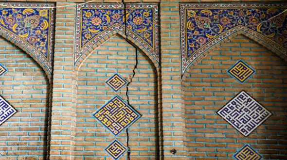 کارشناس فرونشست: مسجد سید اصفهان به دلیل فرونشست در حال نصف شدن است