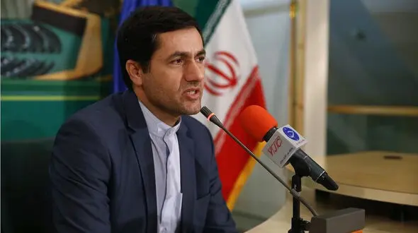 وکیل احمدی‌نژاد درباره تخلفات یارانه‌ای وی به نمایندگان مجلس نامه نوشت
