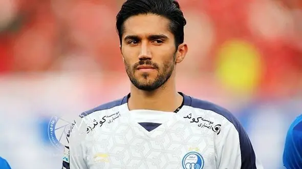 عکس دیده نشده از همسر بازیکن استقلال + عکس