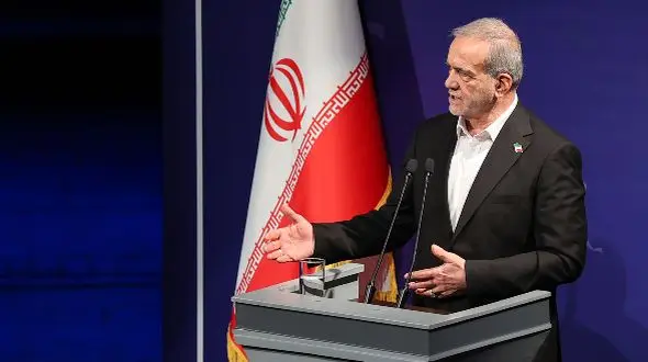 اظهارات پزشکیان درباره قانون عفاف و حجاب خطاب به خبرگان / چرا به قانون جریمه های حجاب  تن ندادم؟