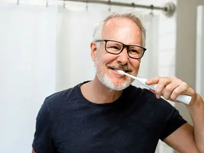 مسواک زدن بعد از خوردن این غذاها ممنوع!