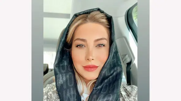 عکسی جذاب از فریبا نادری با تغییری خاصی در صورتش ! / خانم بازیگر هر روز شیک تر از دیروز !
