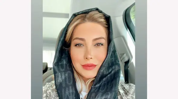 عکسی جذاب از فریبا نادری با تغییری خاصی در صورتش ! / خانم بازیگر هر روز شیک تر از دیروز !