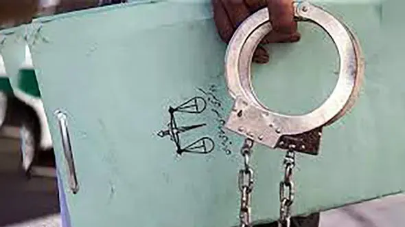 دستیگری دزد شهرداری تهران / این مرد چه میکرد ؟ 