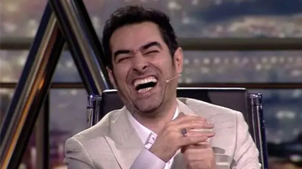 خاطره فوق خنده دار شهاب حسینی از عمه مازندرانی دوستش: زنگ میزدم به رفیقم میگفت شهاب جان نیما دیشب ضعف کرد بعد نمیدونم چیشد کَف کرد و یهو غَش کرد