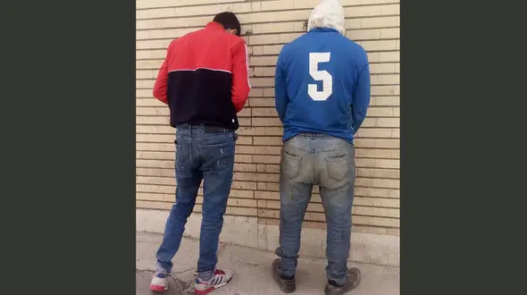 این مرد در نقش مسافرکش زورگیری می کردند / مسافران در برابر قمه آنها تسلیم می شدند