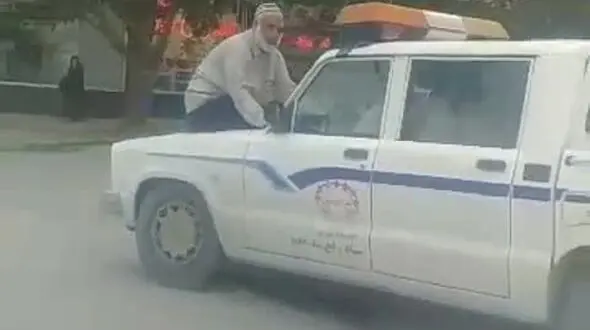 برخورد دردناک ماموران سد معبر شیروان با پیرمرد دستفروش+فیلم