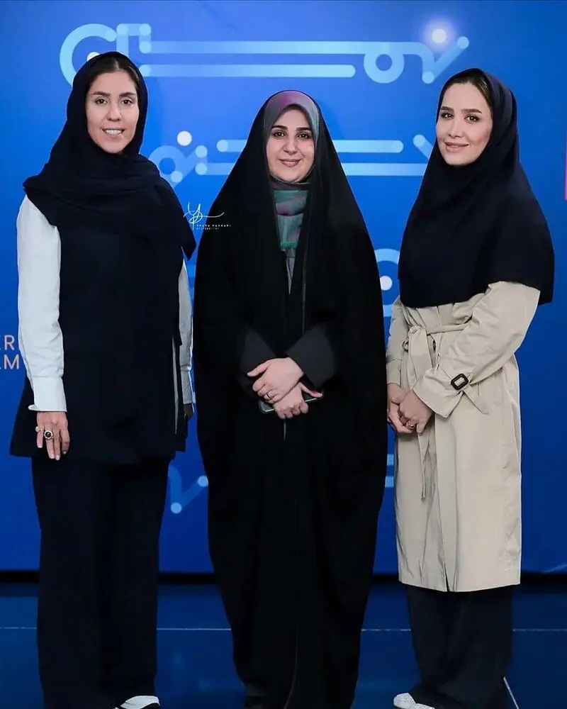 سارا روستاپور 