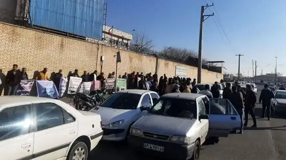 تجمع متقاضیان مسکن ملی در زنجان + عکس