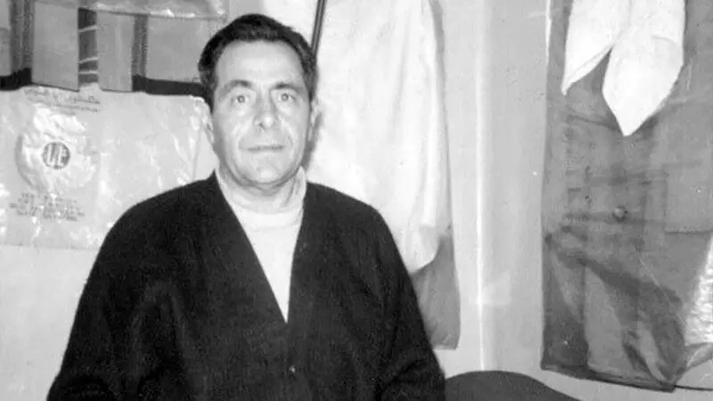 سرلشگر محمدولی قرنی ۷۱ روز بعد از پیروزی انقلاب اسلامی با شلیک دو گلوله به سینه و پا در منزلش در خیابان پهلوی به شهادت رسید.