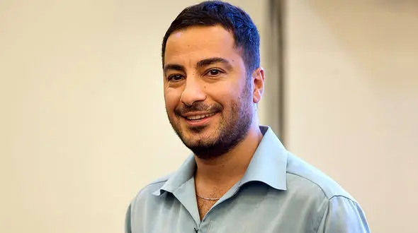 اولین عکس از مادر نوید محمدزاده / حسادت فرشته حسینی به زیبایی مادرشوهرش!