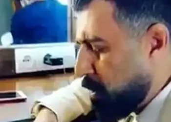 آواز هنرمندانه؛ هومن حاجی عبدالهی پشت صحنه رو کرد چه صدایی داره خانومش چه عشق میکنه