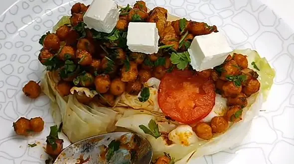 شام پانزدهم املت معروف نخود و پنیر + فیلم