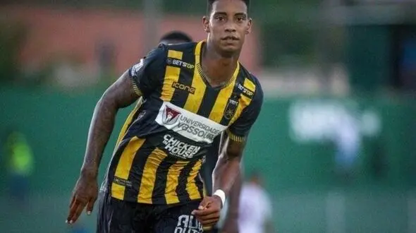 پرسپولیس به دنبال مهاجم برزیلی