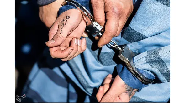 دردسر قرار پسر 21 ساله با دختری 15 سال بزرگتر از خودش / ادعای دختر چیست؟