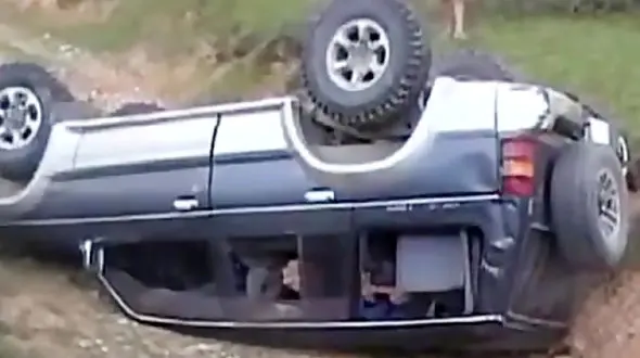 واژگونی میتسوبیشی با 3 کشته در آباده 