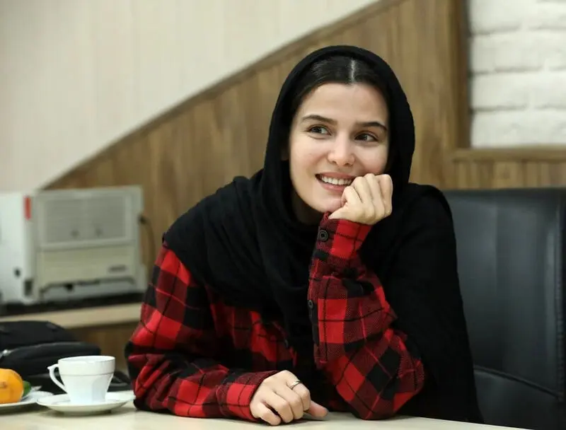 غزاله اکرمی
