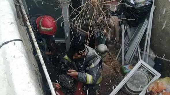 انفجار ترقه دست ساز در تبریز / 2 دختر بچه قربانی شدند + عکس ها