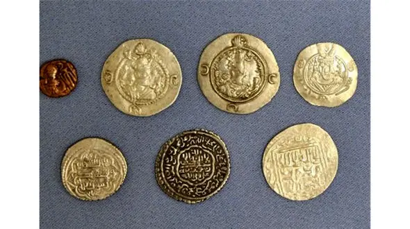 این خانه روستایی پر از گنج های افسانه ای است + عکس