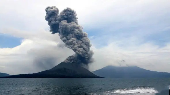 وحشتناک ترین انفجاری که همه را ناشنواکرد + عکس 