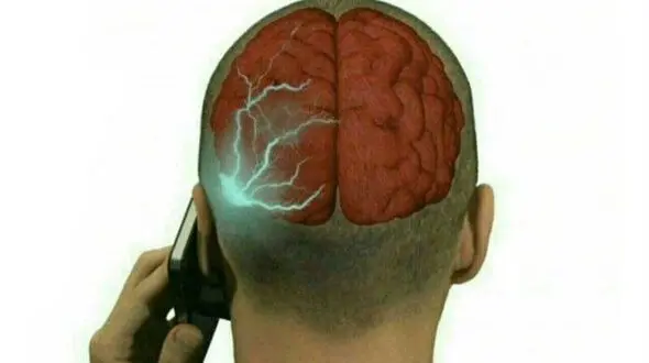 با گوش چپ موبایلت را جواب بده!