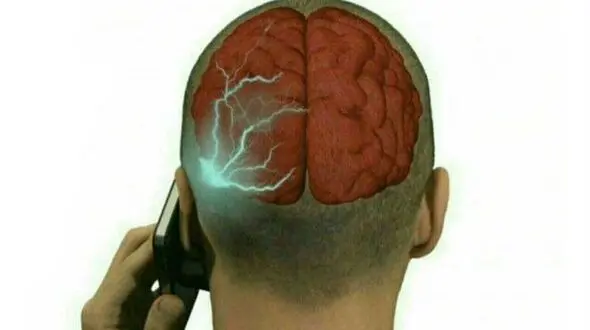 با گوش چپ موبایلت را جواب بده!